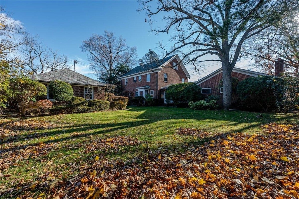 896 Central Avenue - Photo 16