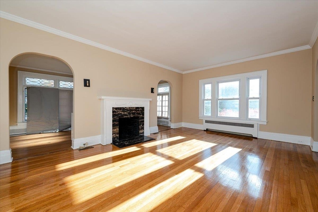 896 Central Avenue - Photo 3