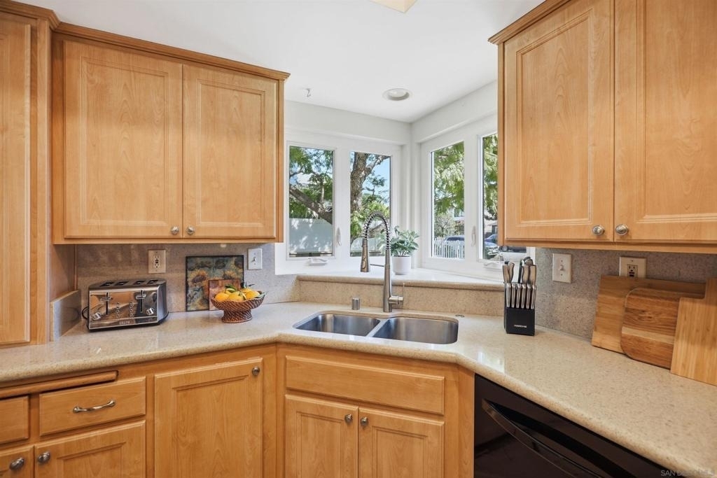 540 Country Club Lane - Photo 9