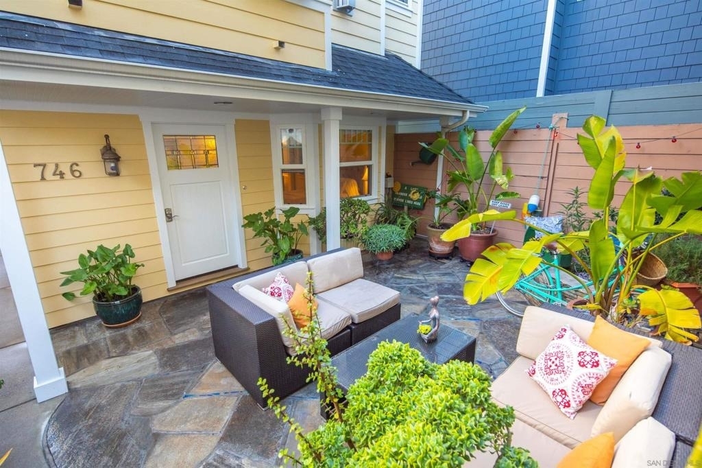 746 G Ave - Photo 1
