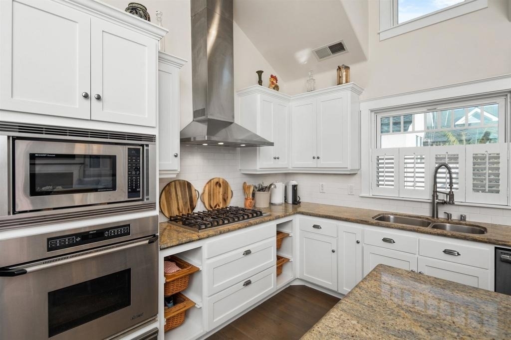 746 G Ave - Photo 13