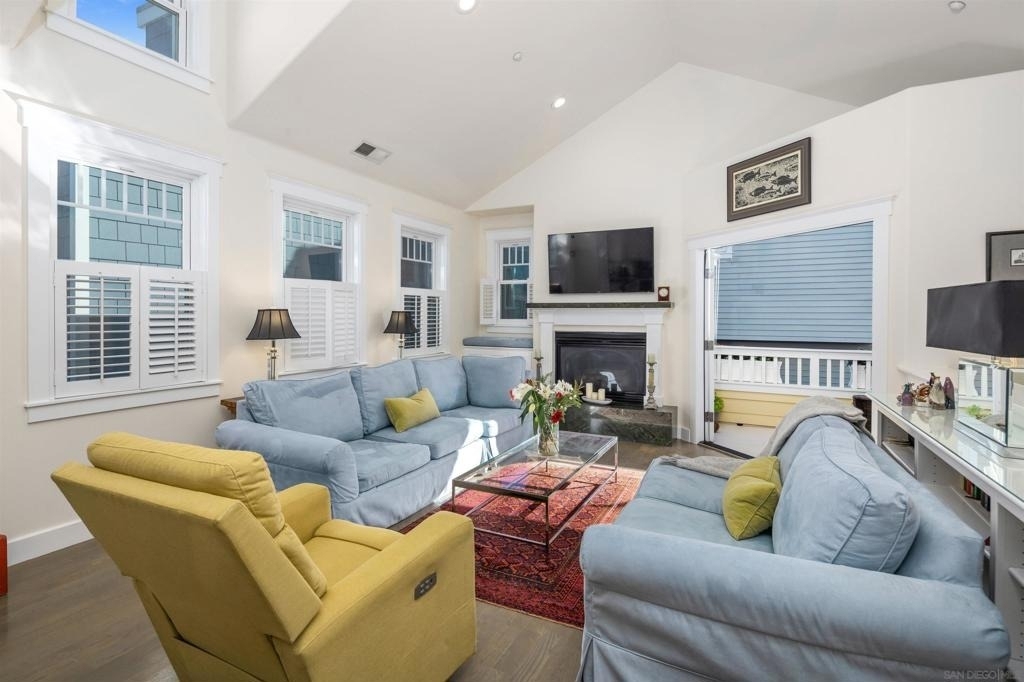 746 G Ave - Photo 17