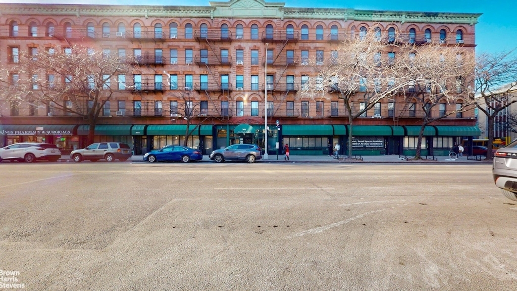 2611 Frederick Douglass Boulevard - Photo 10
