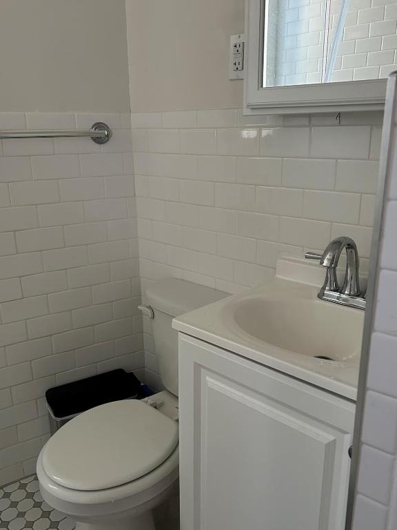 346 E 20th Street - Photo 8