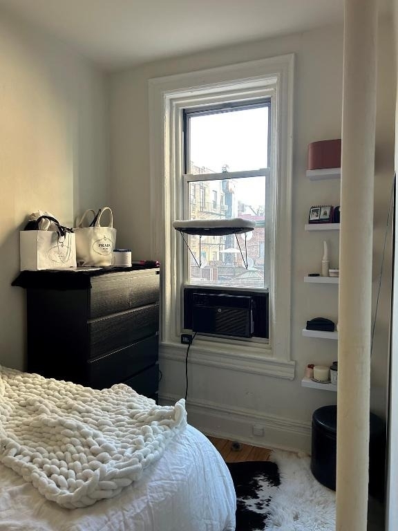 346 E 20th Street - Photo 4