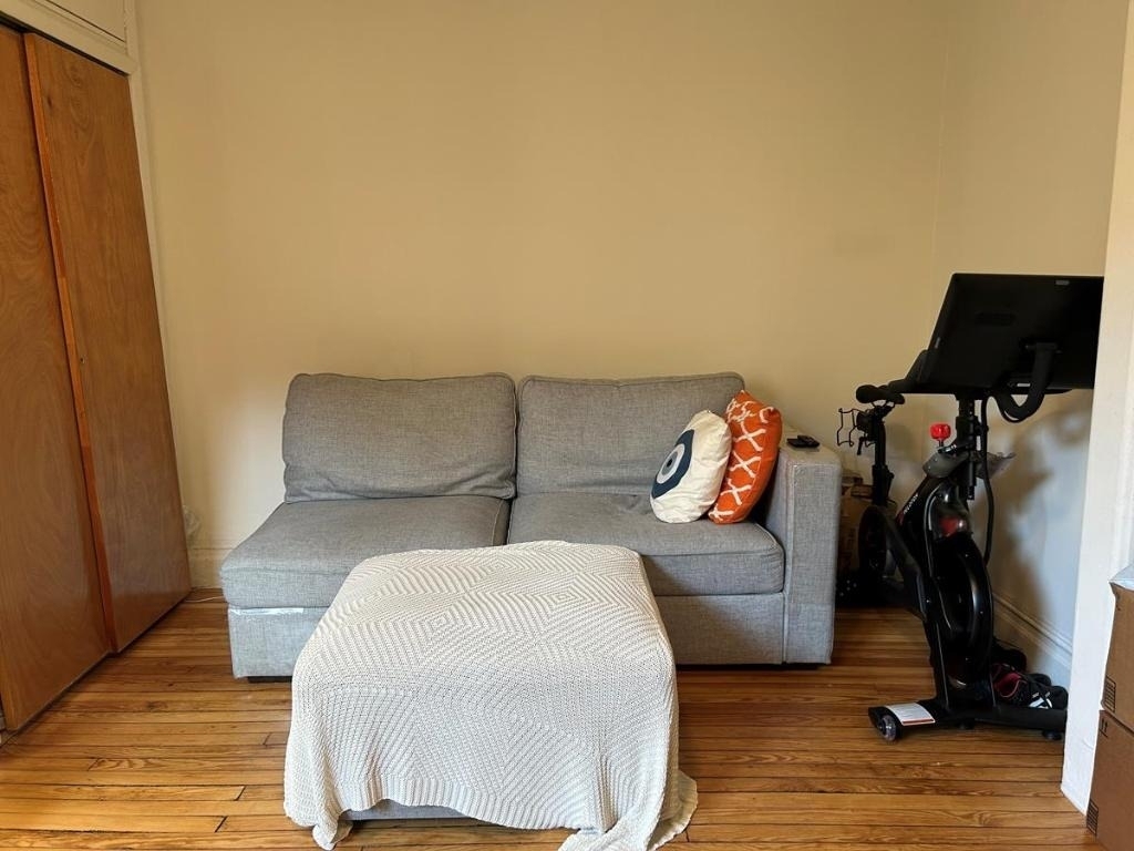 346 E 20th Street - Photo 14