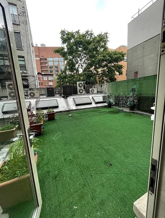 227 Mulberry Street - Photo 4