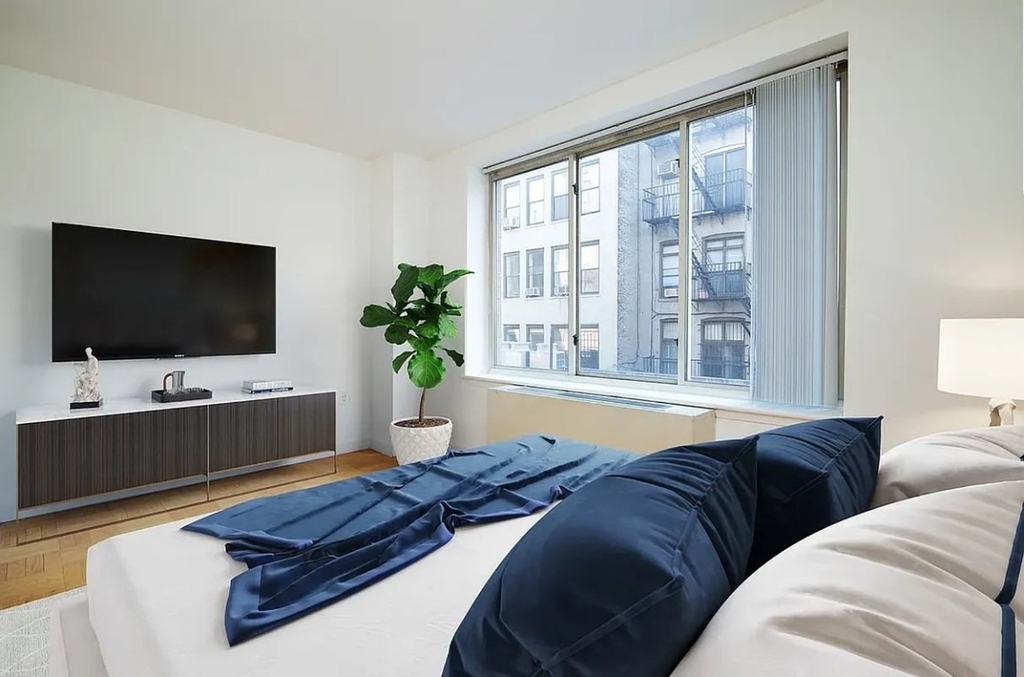 227 Mulberry Street - Photo 2