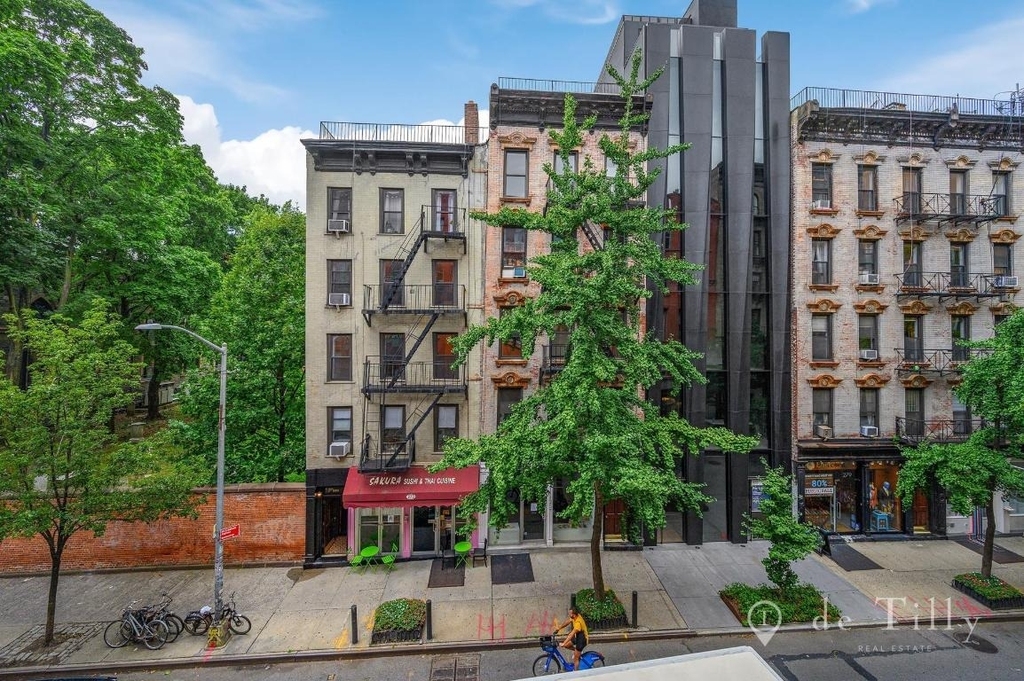 262 Mott Street - Photo 5