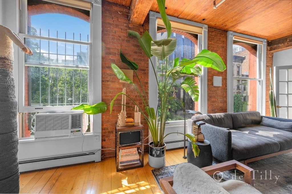 262 Mott Street - Photo 14