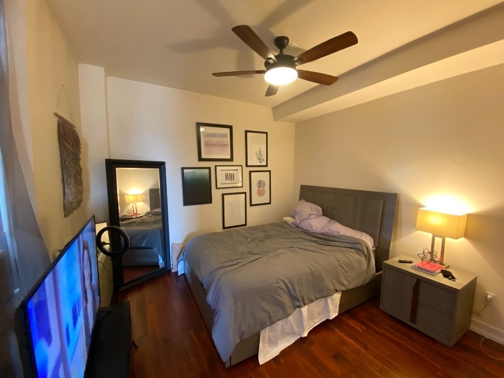 304 W 92nd Street - Photo 12