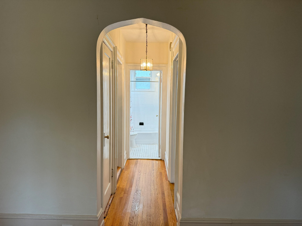 2024 Glenwood Road - Photo 2