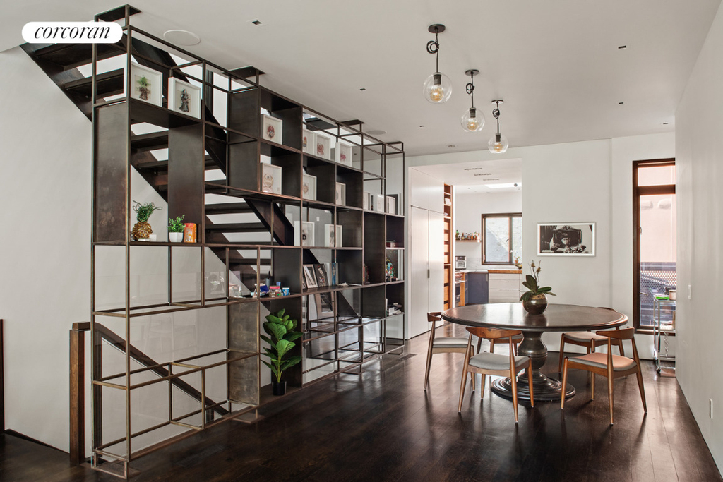 35 Spring Street - Photo 2