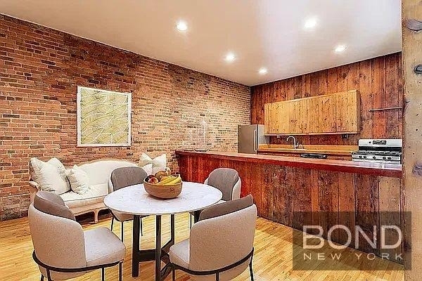 9 St Marks Place - Photo 11