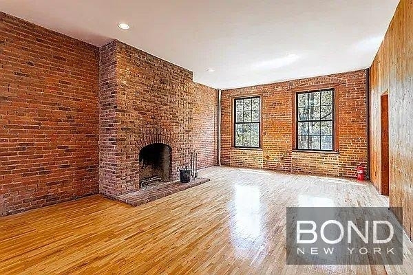 9 St Marks Place - Photo 12