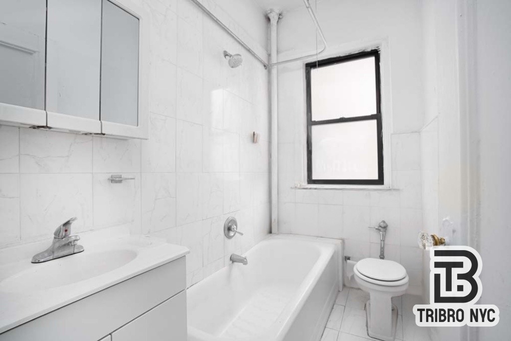 207 Central Park N - Photo 7