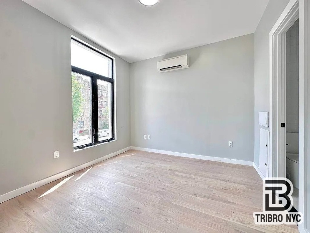 2819 Clarendon Road - Photo 1