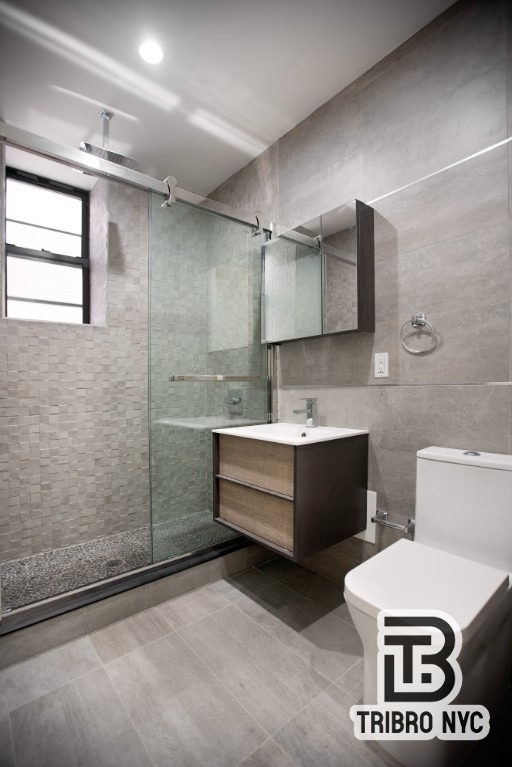 340 E 105th Street - Photo 8