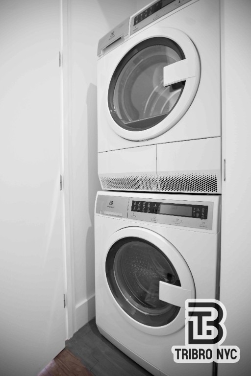 340 E 105th Street - Photo 1