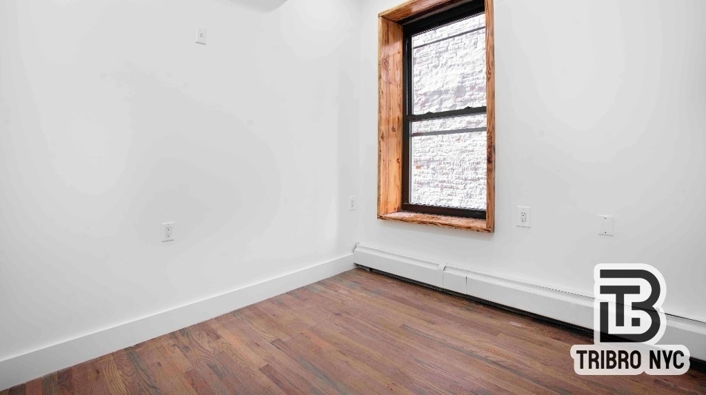 340 E 105th Street - Photo 3