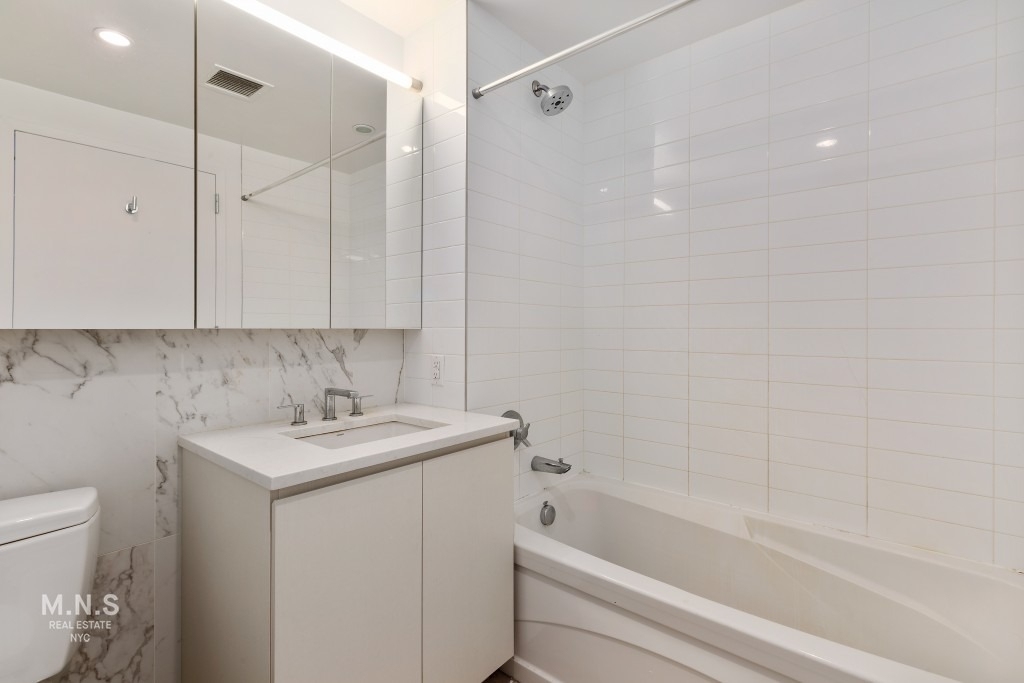 37-14 36th Street - Photo 6