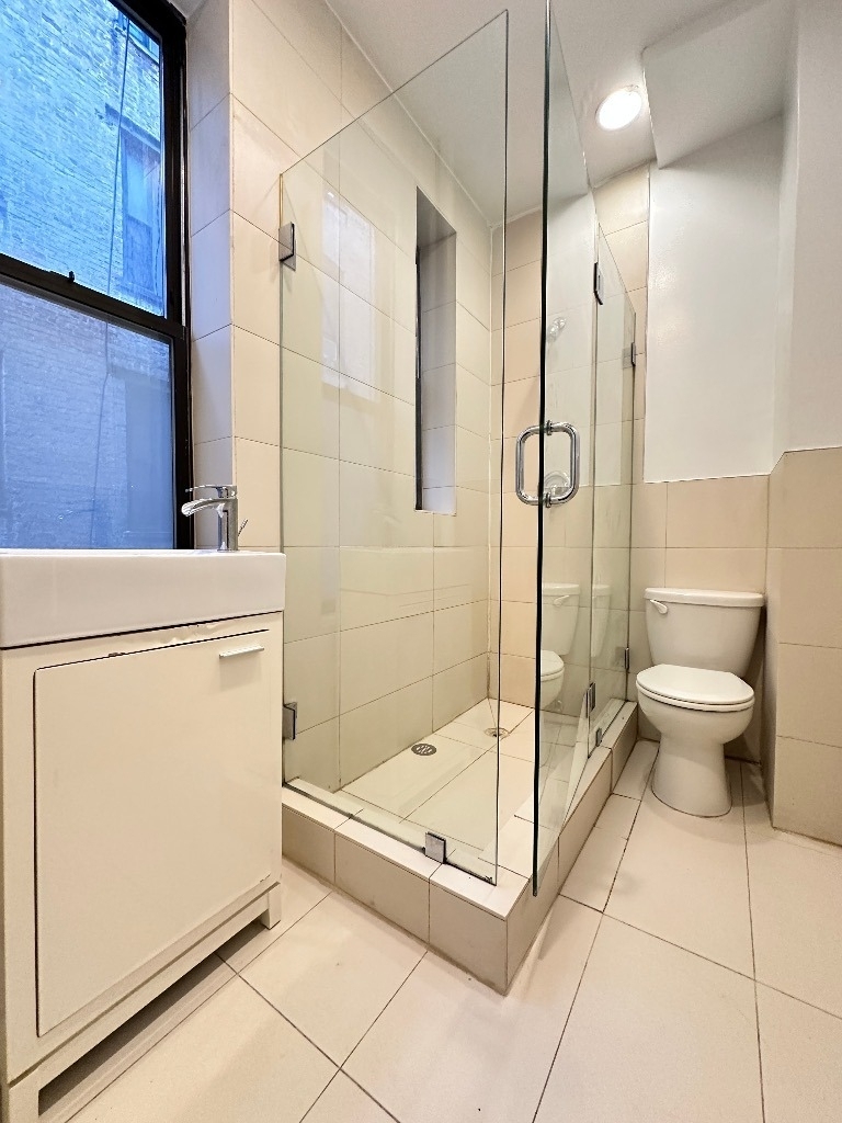 601 W 149th Street - Photo 7