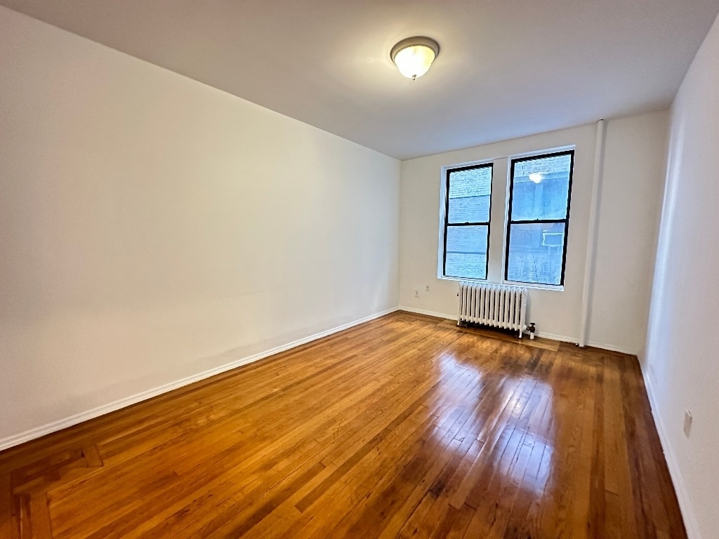 601 W 149th Street - Photo 5