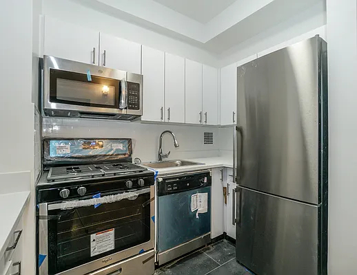  West 22nd Street - Photo 1