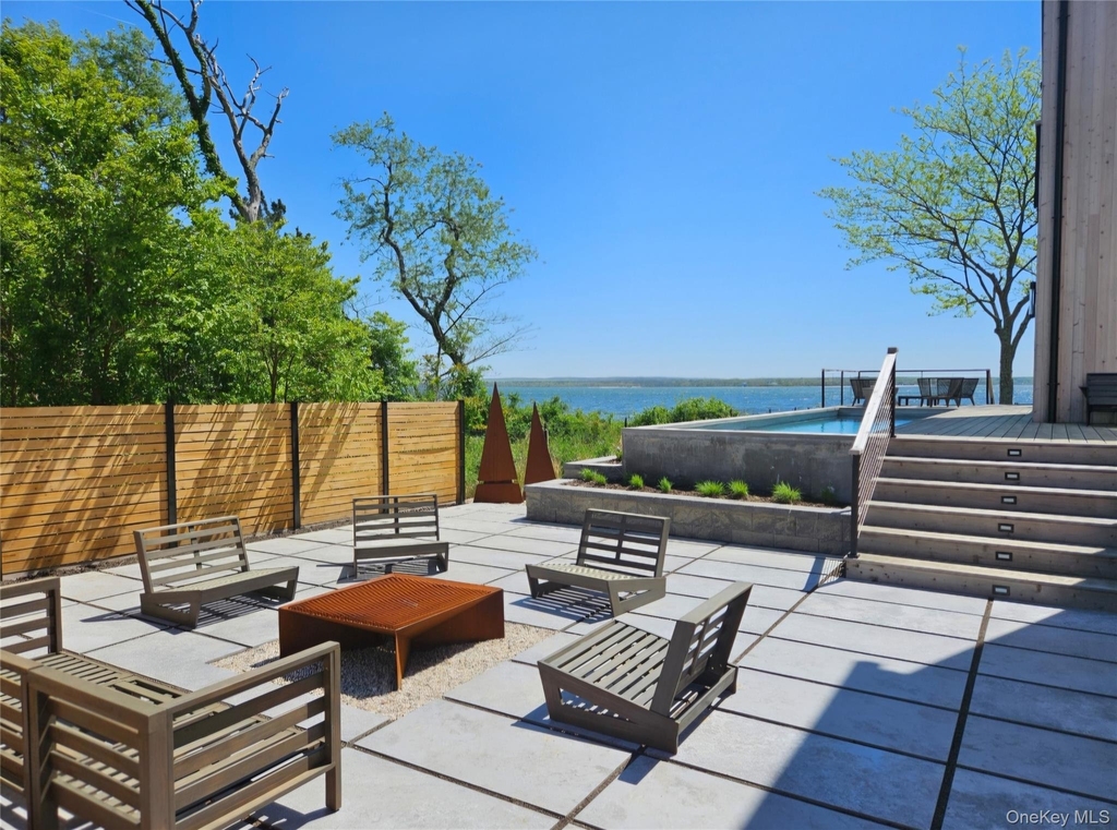 599 Peconic Bay Boulevard - Photo 41