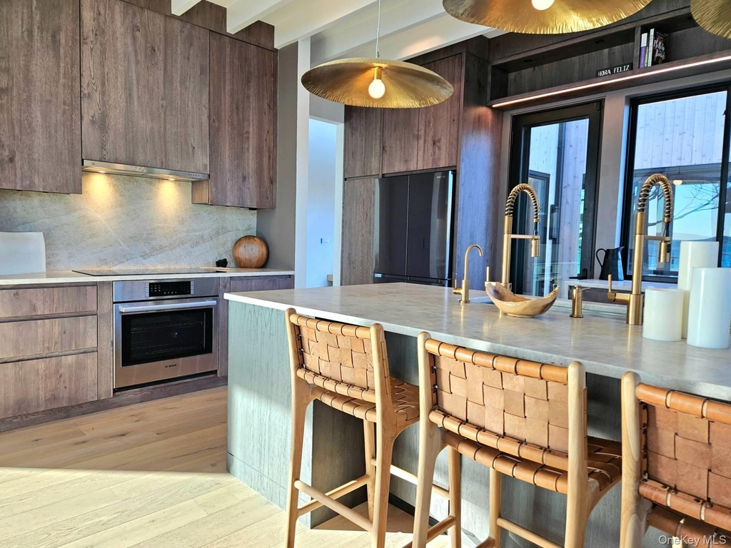 599 Peconic Bay Boulevard - Photo 20