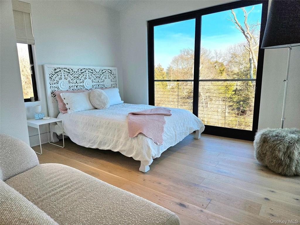 599 Peconic Bay Boulevard - Photo 32