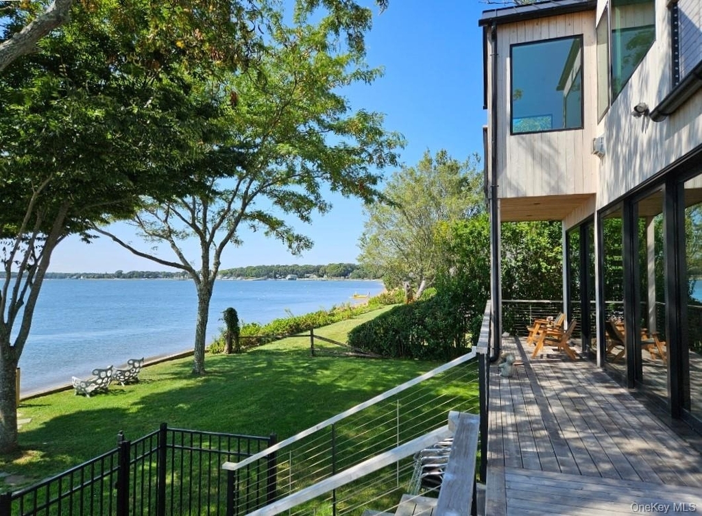 599 Peconic Bay Boulevard - Photo 44