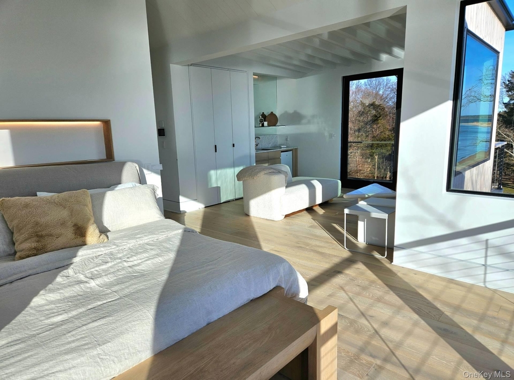 599 Peconic Bay Boulevard - Photo 26