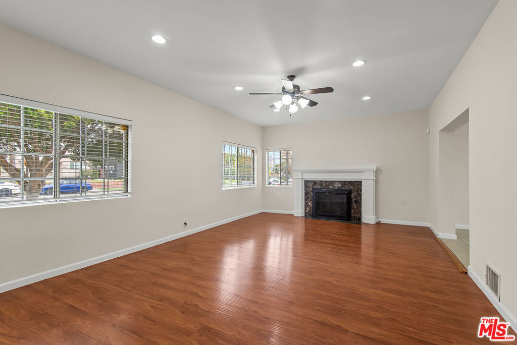 4090 Leeward Avenue - Photo 14