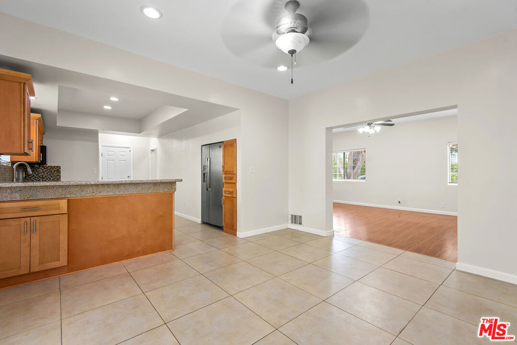 4090 Leeward Avenue - Photo 18