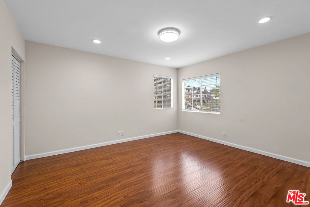 4090 Leeward Avenue - Photo 25