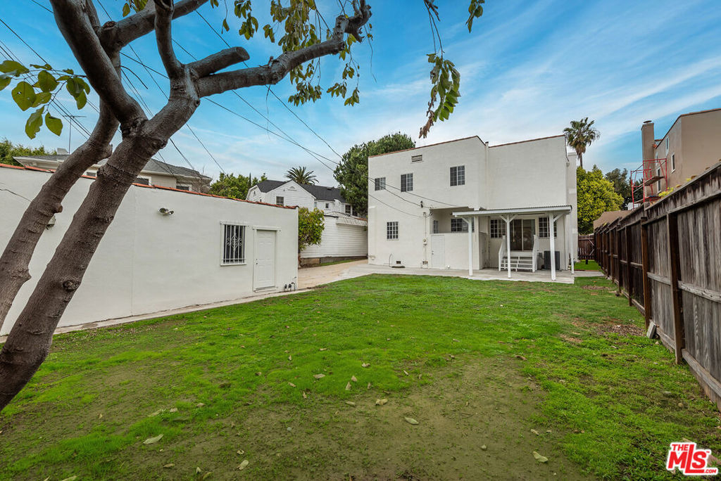 4090 Leeward Avenue - Photo 37