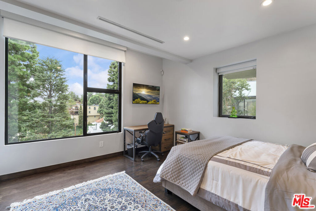 6459 Rodgerton Drive - Photo 35