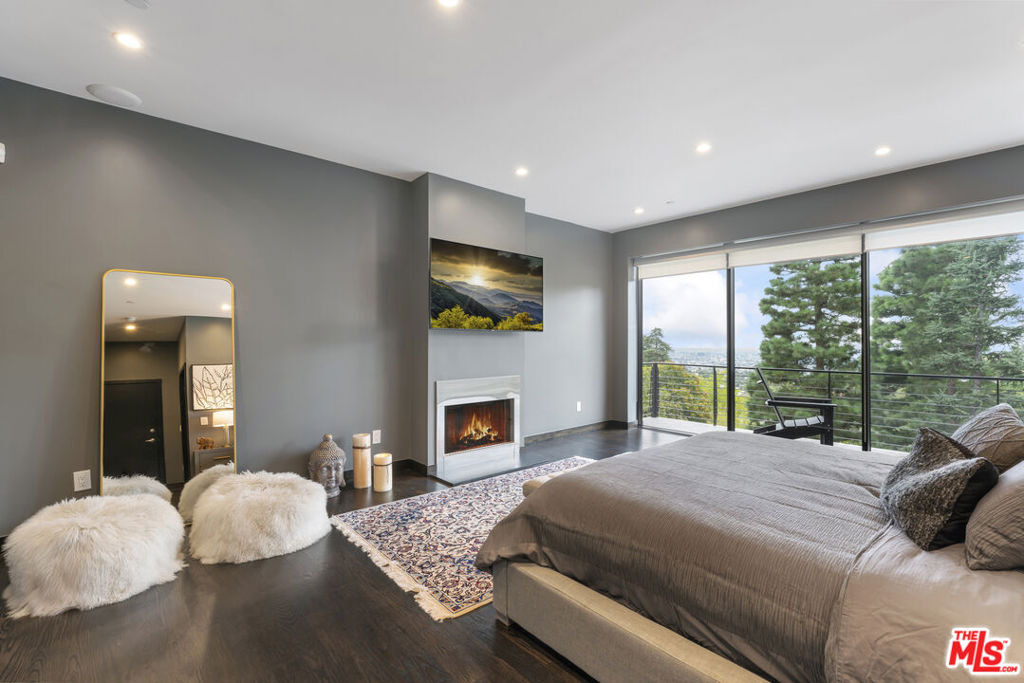 6459 Rodgerton Drive - Photo 45