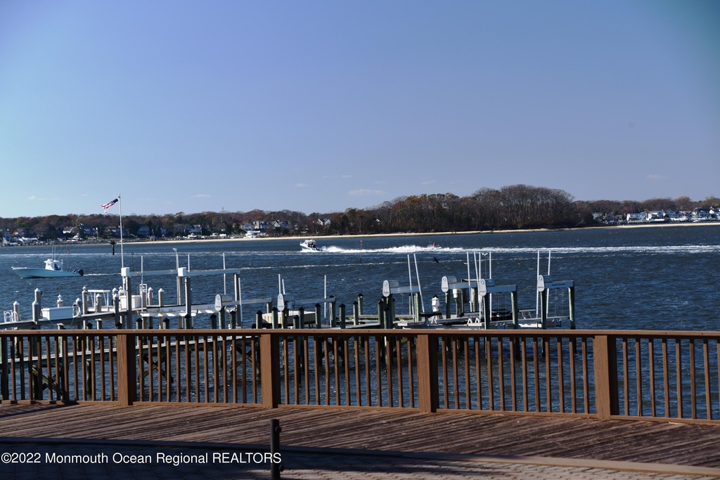 309 Lincoln Avenue - Photo 3