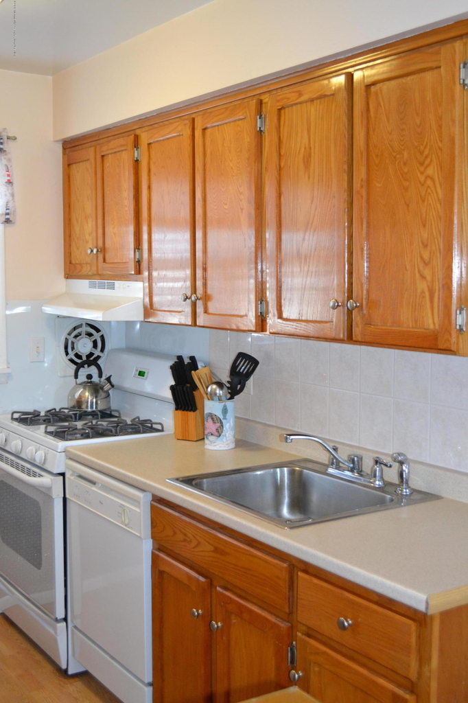 310 Maryland Avenue - Photo 9