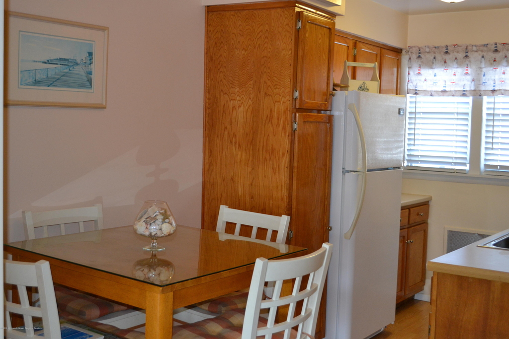 310 Maryland Avenue - Photo 7