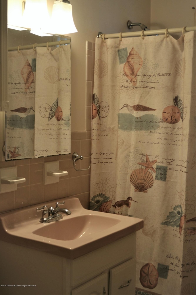 310 Maryland Avenue - Photo 13