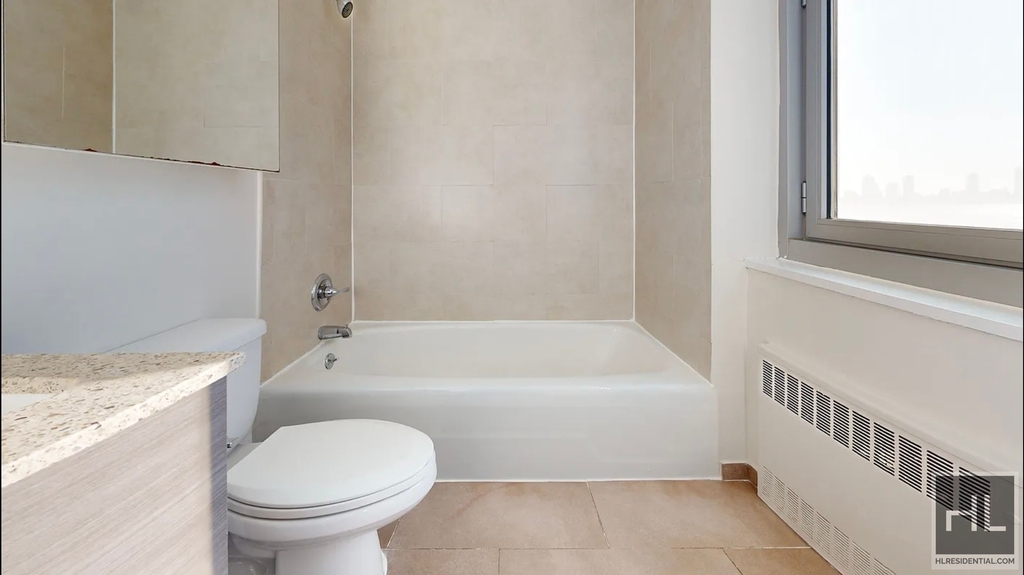 East 34th Street - Photo 3