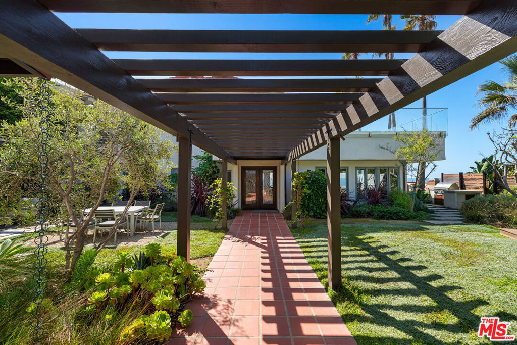 32054 Pacific Coast Highway - Photo 2