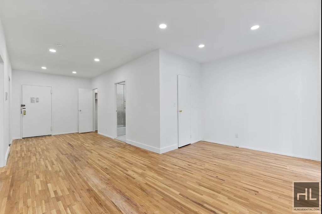 East 37th Street - Photo 0