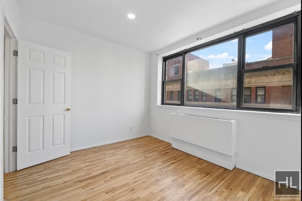 East 37th Street - Photo 3