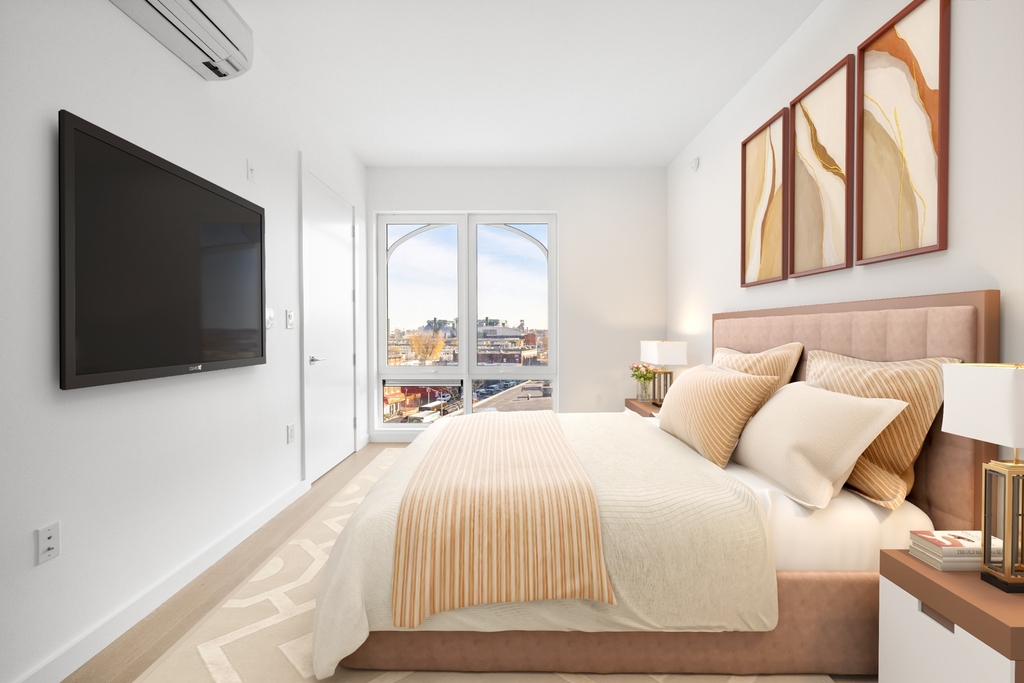 210 Greenpoint Avenue - Photo 2