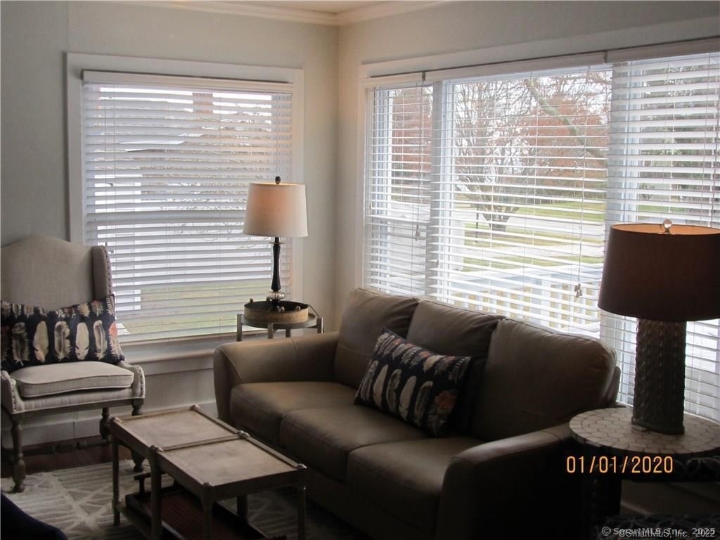 11 Bond Street - Photo 3