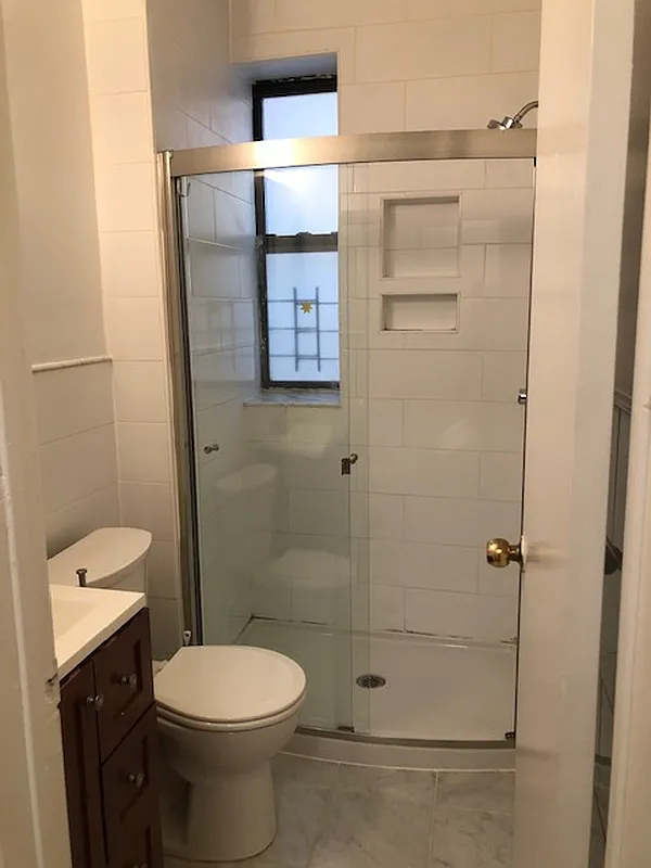66 Pinehurst Avenue - Photo 4